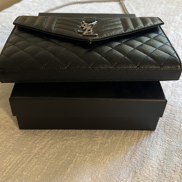 YSL - Picture 3 of 6